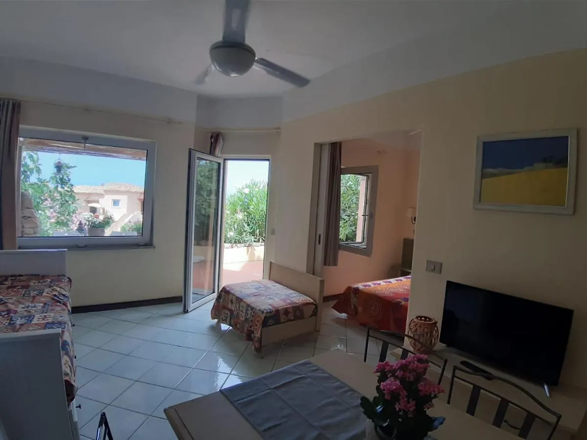 Ferienhaus Appartamento Panoramico Calarossa Sardegna Isola Rossa